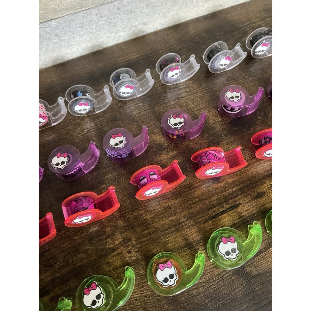 G1 Mixed Lot of Used Monster High Tapeffiti 52 Different Tapes Crafts - Picture 4 of 6